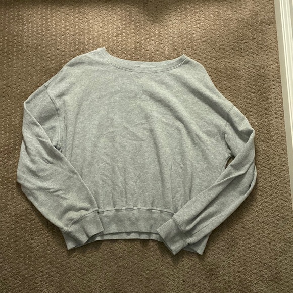 Grey sweater - Picture 1 of 3